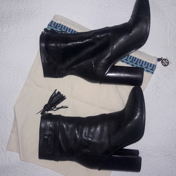 Tory Burch Huxley Bootie sz 7 - Picture 6 of 6